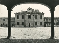 Cascina Sant'Ambrogio - di Antonio Bellina e Franco Pompiglio - dall'archivio foto della Biblioteca Civica